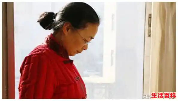 60岁女人最佳手机包,手机包