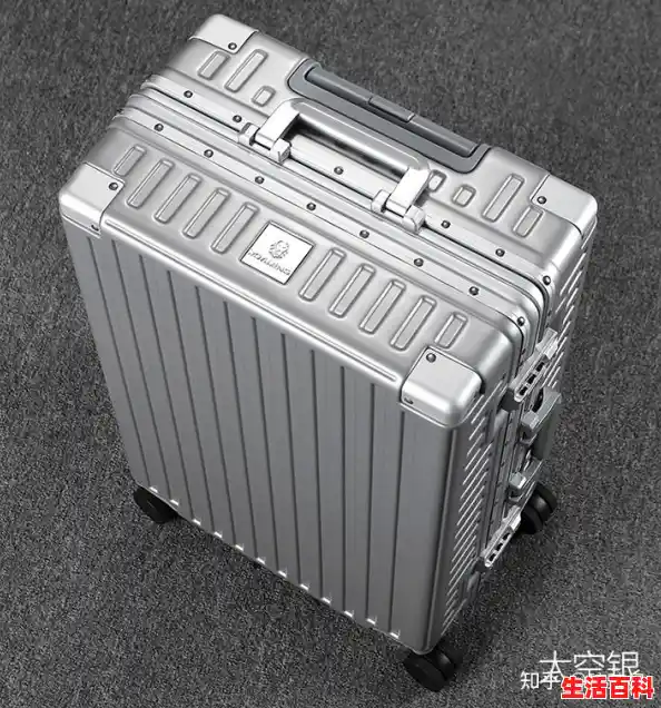 【国产登机箱哪个品牌好?国产登机箱十大排行榜,高品质登机箱尺寸】 【国产登机箱哪个品牌好?国产登机箱十大排行榜,高品质登机箱尺寸】